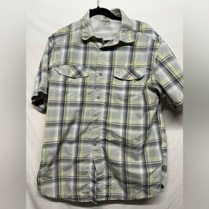 Men’s Columbia Omni-Shade Sun Protection Vented Button-Up Shirt - Size‎ Medium